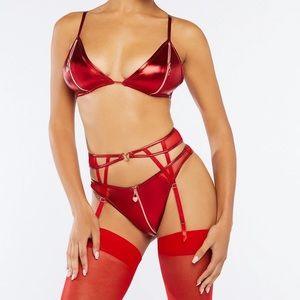 Savage X Fenty Locket down set goji berry red